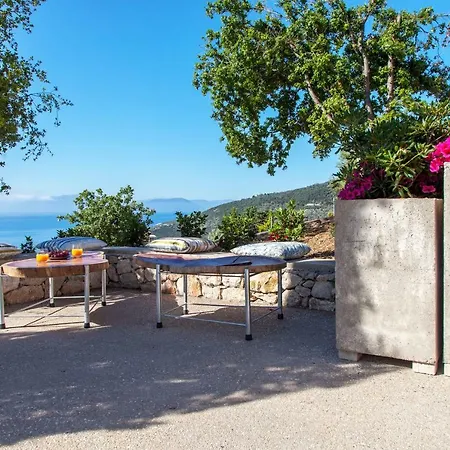 Villa Cave Villas
